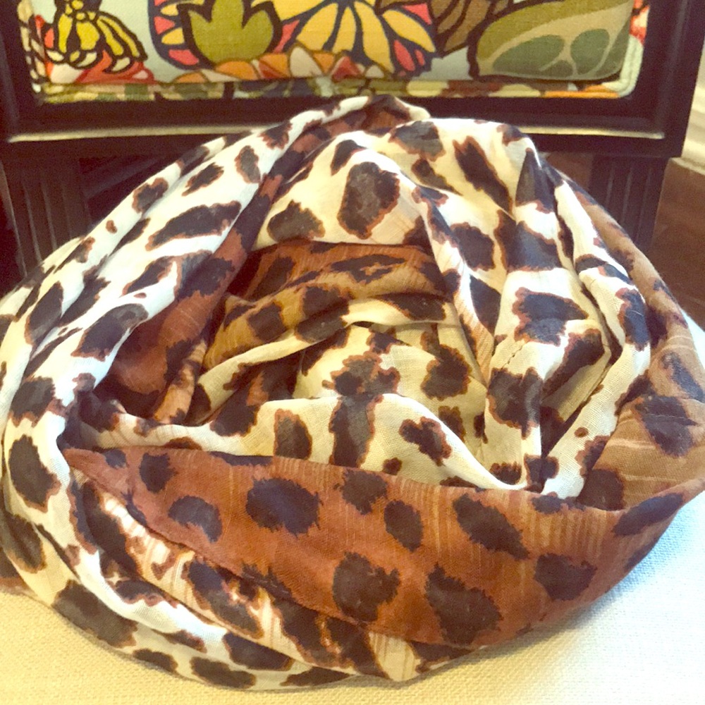 BP leopard infinity scarf
